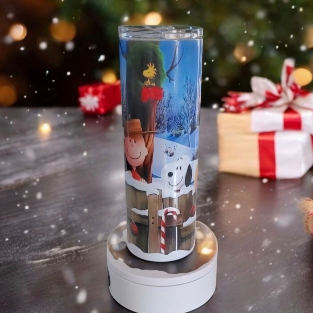 ‎Snoopy, ‎Charlie Brown  Peanuts Christmas 20oz Holographic Tumbler 🎉sale